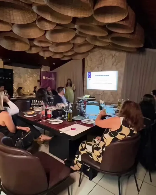 Encontro Preciore Talks, com cirurgiões plásticos e especialistas da clínica